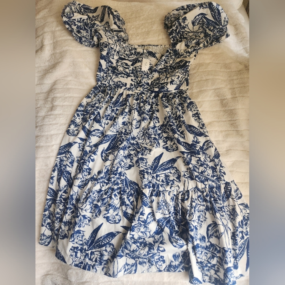ABERCROMBIE Emerson Poplin Puff Sleeve Midi Dress Whitefloral/blue. NO L… - Picture 9 of 15